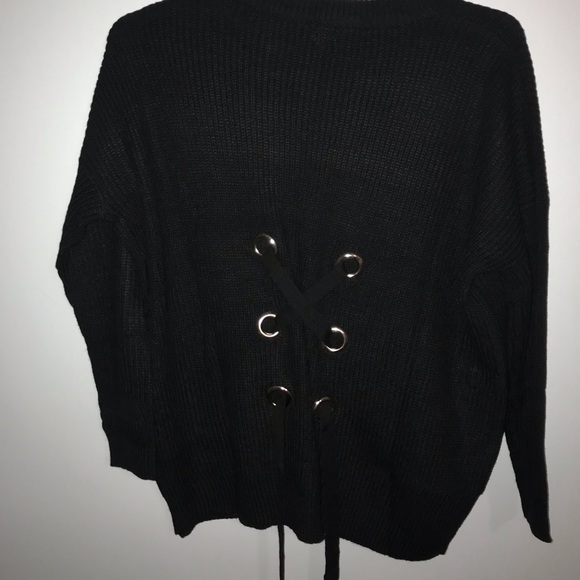 1 LEFT !NEW Black lace up choker sweater - Picture 5 of 6